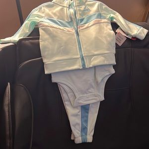 3 piece girl Reebok jogging suit 3-6M